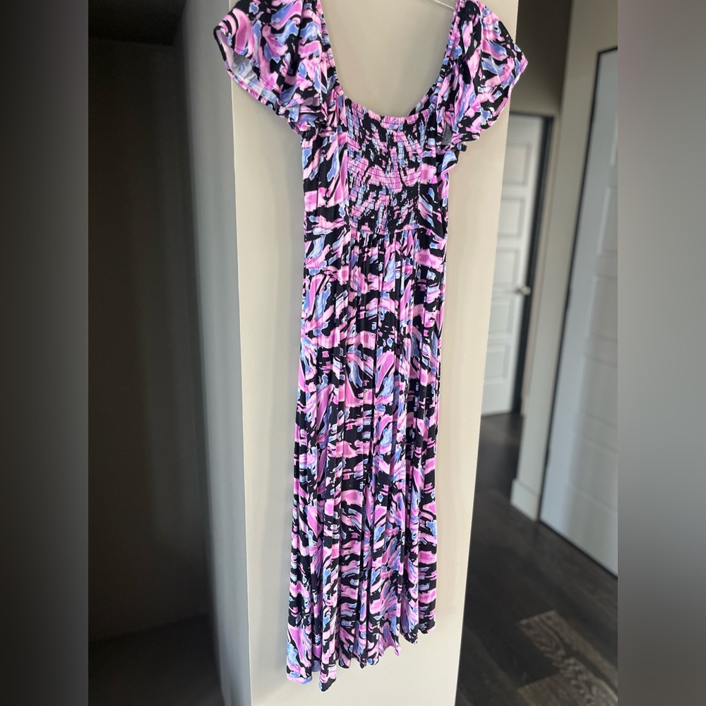 Sofia by Sofia Vergara Pink and Black Midi Dress - Picture 2 of 9